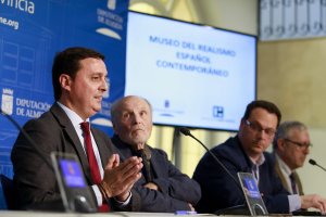 Antonio López, entre Javier Aureliano García y Juan Manuel Martín Robles.