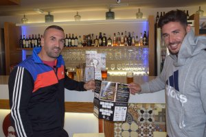 Jaime Jurado y Sergio Aragón, dos buenos amigos degustando las propuestas de los bares.