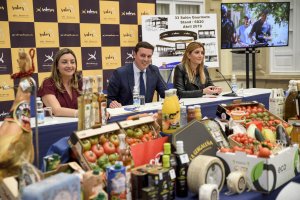 Javier Aureliano, María del Mar López y Carolina Lafita