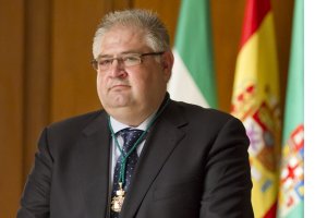 Manuel Alías en su última toma de posesión como diputado provincial.