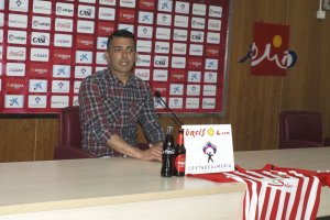 Miguel Ángel Gutiérrez es el entrenador del Almería Genuine.