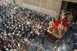 El Cristo del Amor, en el inicio de su recorrido por Almería en 2017.