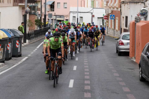 El pelotón ciclista almeriense estará en Granada.
