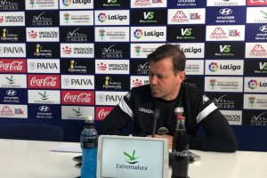 Manolo Mosquera en rueda de prensa.