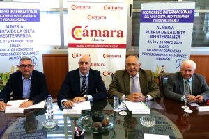 Presentación del Congreso Internacional sobre la Dieta Mediterránea en la sede de la Cámara de Comercio.