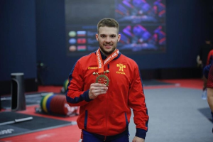 David Sánchez se ha colgado una nueva medalla.