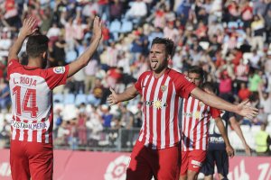 Grande Álvaro Giménez.