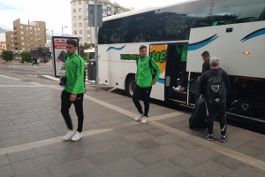 Juan Ibiza y Álvaro Giménez entrando al Hotel.