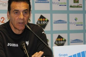 Manolo Ruiz, cesado.