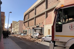 Destrozos en la calle Úbeda
