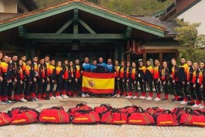 Foto de familia de la Selección de Taekwondo.