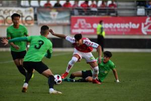 El Almería B estuvo muy metido en el partido.