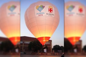 El globo diseñado para disfrutar de Almería desde las alturas.