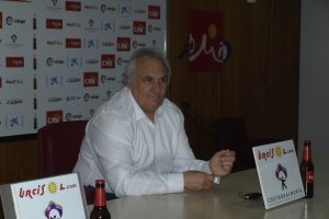 Alfonso García afronta el diseño de un nuevo Almería.