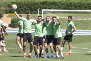 Caballero, Giménez, Saveljich y Juan Carlos tras el entrenamiento.