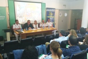 Jornadas organizadas por el SAE en Almería y miembros de la Armada.