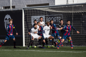 Sekou ha jugado media Liga cedido al Valencia Mestalla de Segunda B.