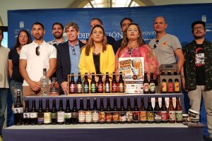 Acto de presentación de la V Feria de la Cerveza Artesana de Almería.