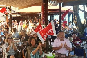 Algunos de los asistentes al mitin.