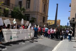 Concentración ayer ante la Subdelegación del Gobierno