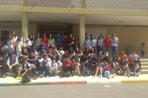 Los alumnos del Instituto Murgi y del Colegio Padre González.