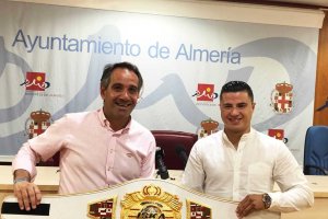 Juanjo Segura y Miguel Martínez en la sala de prensa del Estadio.