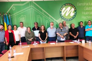 Miembros de la Junta General, tras el último Pleno de la Mancomunidad.