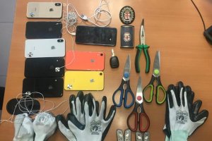 Utensilios incautados a los jóvenes detenidos por la Policía Local.