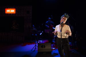 Un momento de la función de ‘Jazz en la Pecera’.