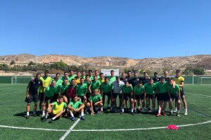 Foto de familia que ha subido el jugador a su Twitter.