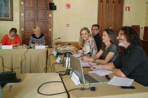 Las delegadas, durante la presentación del dipositivo del Plan Infoca 2019.