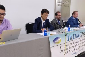 Organizadores del congreso durante su presentación.