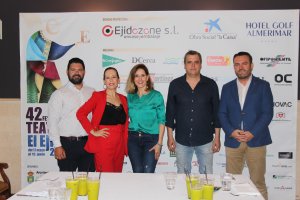 Presentación de la actividad Teatro Comestible, del Restaurante La Costa, ayer.