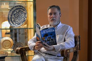 Torres presenta hoy su tercer libro.