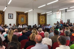 Pleno celebrado el pasado mes en Carboneras.