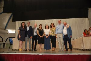 La alcaldesa con los concejales del PP que lograron la mayoría absoluta.