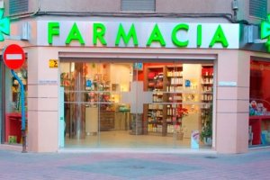 El empleado de la farmacia se habría hecho con 56.000 euros.