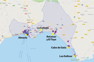 Mapa con los alquileres vacacionales disponibles en Almería capital.