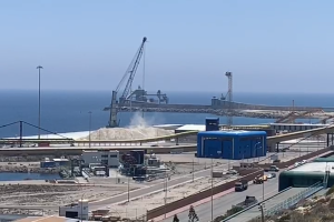 Movimiento de yeso este miércoles, paralizado por la Guardia Civil.