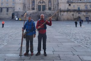 Dos aventureros que recorrieron el Norte de España en 27 días.