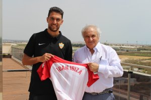 Juan Ibiza puede repetir esta foto un año después.
