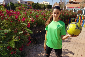 La joven jugadora del Almería posa para LA VOZ.