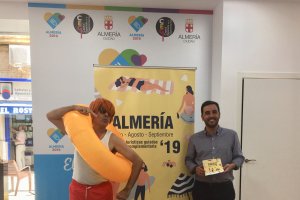 El concejal de Promoción Carlos Sánchez a la drch.