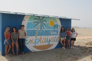 Concejalas y monitoras de las dos actividades de Vera