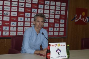 Miguel Ángel Corona en rueda de prensa.