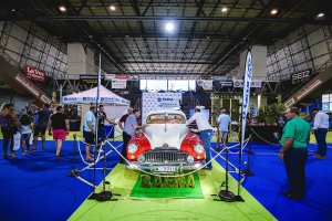 Coches de todas las épocas y para todos los gustos en Aguadulce.