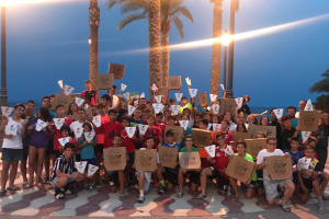 Noche de pizzas en el campus.