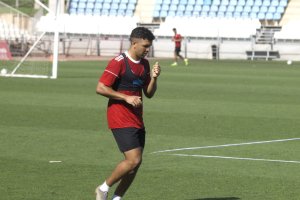 Hicham Khaloua entrenando con el Almería.
