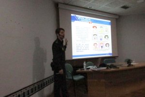 Desarrollo de uno de los talleres en el Hospital de Poniente.