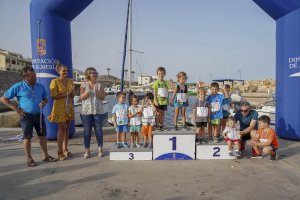 Los más pequeños en el podio.